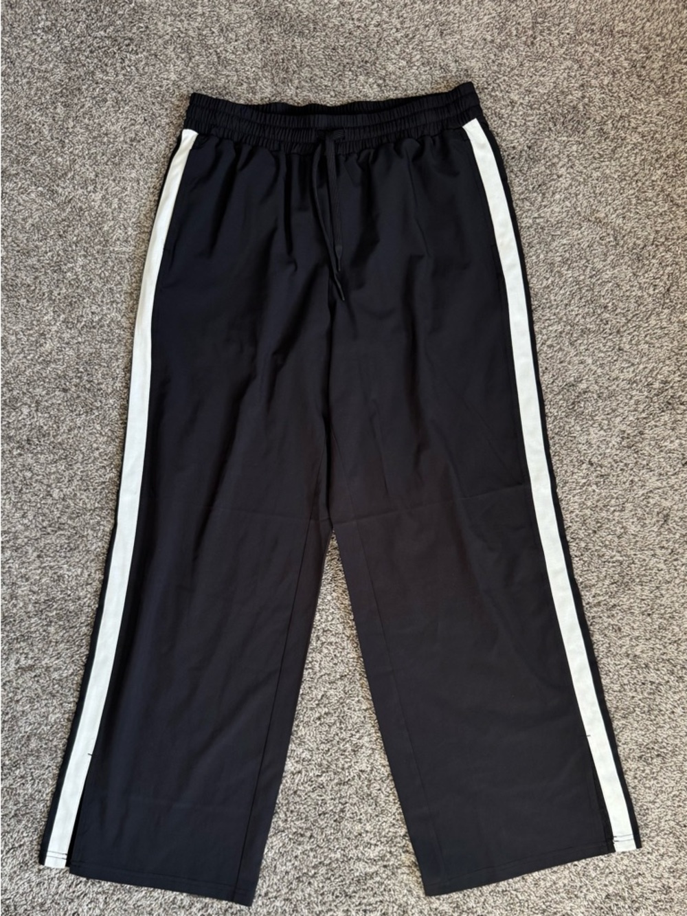 JoyLab Black Elastic Waist Lounge Pants with White Label,(A-58)